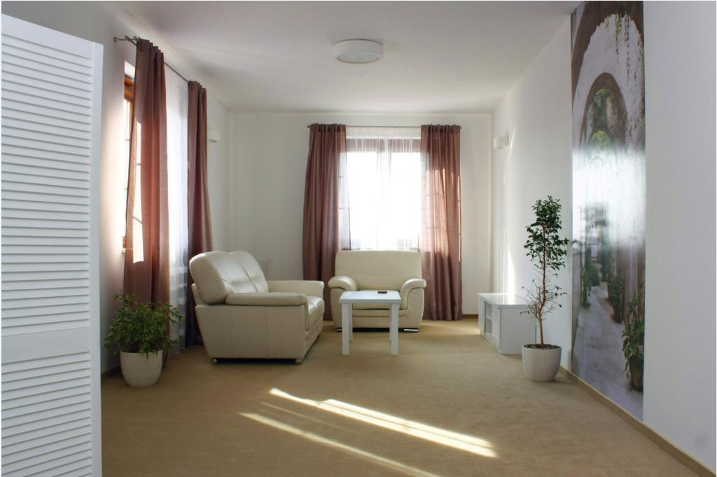 Hotel Ambasada Кробя Экстерьер фото